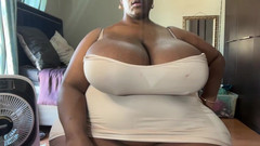 Legendary Booty Overdose: Bbw stuiterende grote nautrale tieten