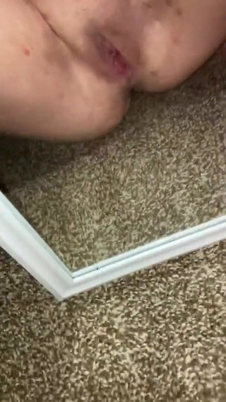 Shyanna: Horny lil slut rubs her pussy