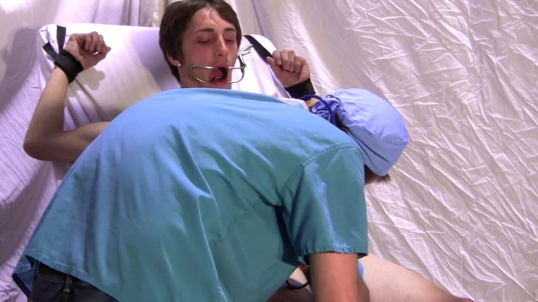 Dream Boy Bondage: 오르가즘 기증자 - 챕터 1