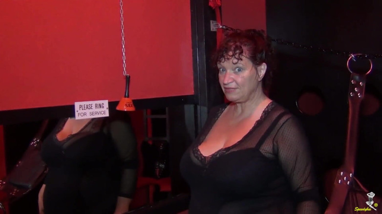 Dirty Doctors Clips: La plantureuse Kim se fait baiser