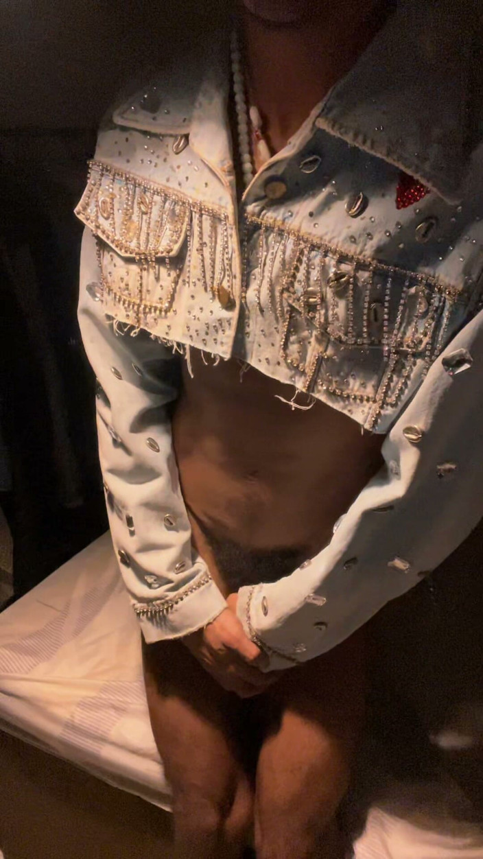 The Vicious Gabe: Showing off the Body with Clothes I Made