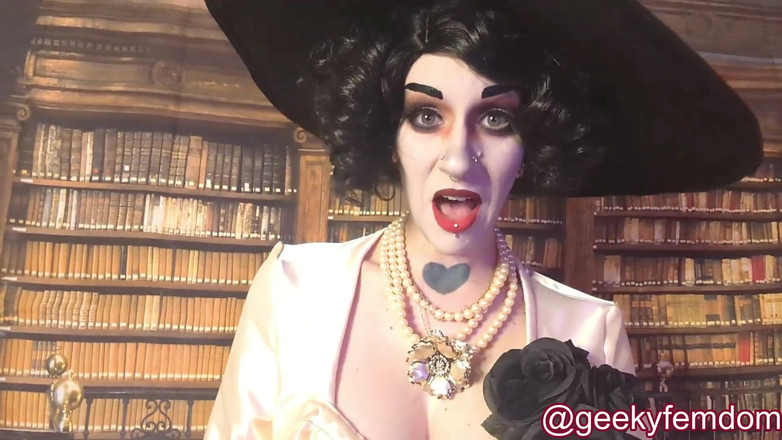 Geeky Femdom: Valentine Date with Lady Dimitrescu