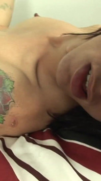 Masturbare cu transsexuala Isabella Cruz