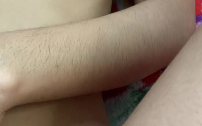 Wicked Aryan: 美しいデジの十代の少女が自慰行為をしている