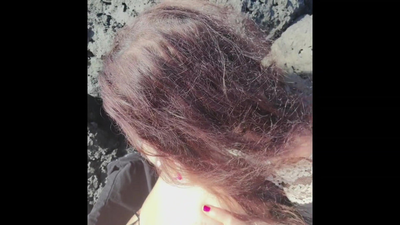 ExpressiaGirl: Expressiagirl menikmati melancap &amp; bermain dengan tetek besarnya di luar rumah...