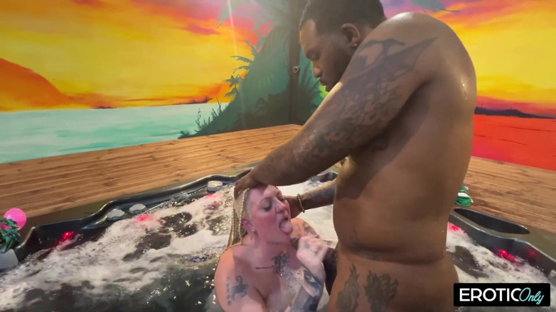 CurvyMilfs: Horny BBW Gets Fucked Hard