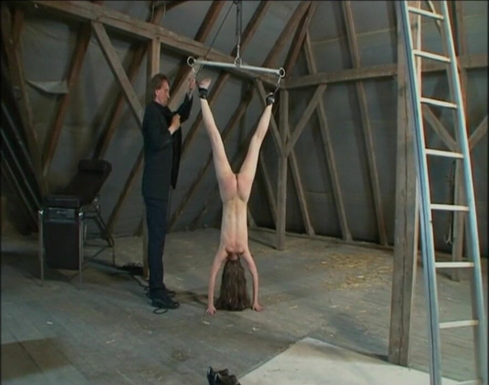 Absolute BDSM films - The original: Kölelerimin seks yaparken izliyorum
