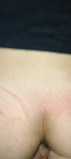 Ionut899: El padrastro me usa todo el tiempo para dejarte entrar...