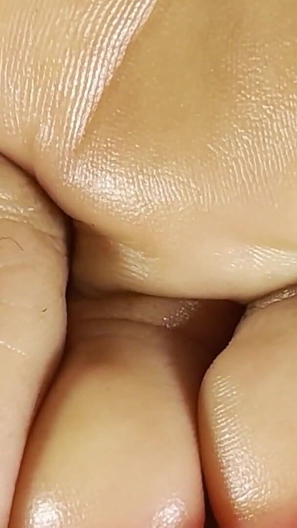 Screen-dominating Soles JOI (Pink Foxx)