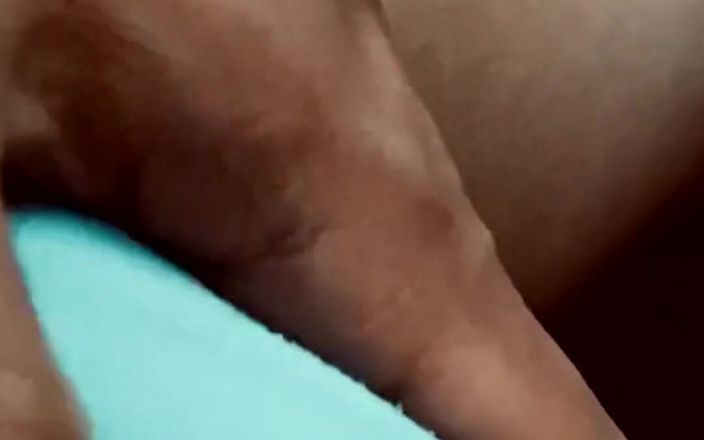 UnderXiaoQiang: Juste un joli frottement au ralenti