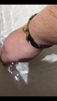 デュオブルの精液が浴槽でショット