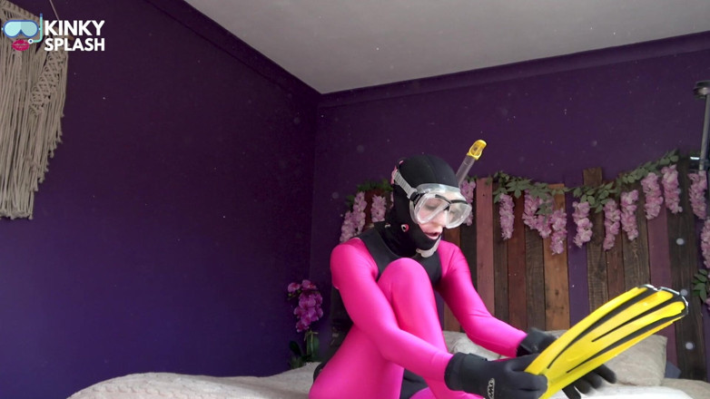 UKCuteGirl Lucy Lauren: Secret Agent Lucy's Invisibility Suit Neoprene &amp; Satin Mission Suit up