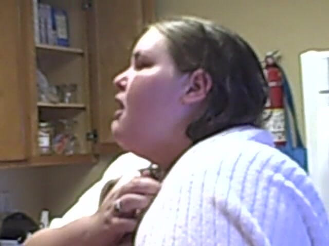 BBW nurse Vicki adventures with friends: Angie ha le sborrate nuda