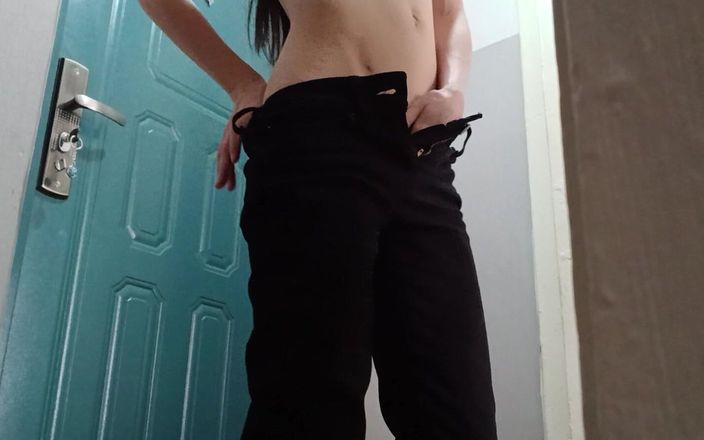 Lesbian-candys: Sexy Skinny Brunette in Tight Jeans Masturbates Hairy Pussy
