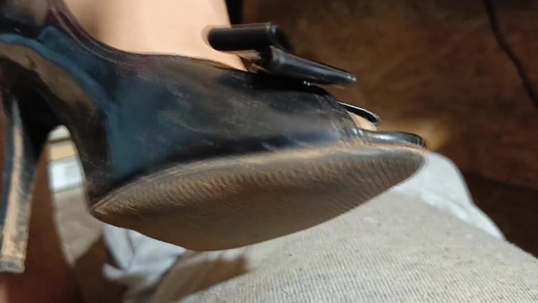 StrongSrg: Bos menghukum pemandunya kerana kesilapan