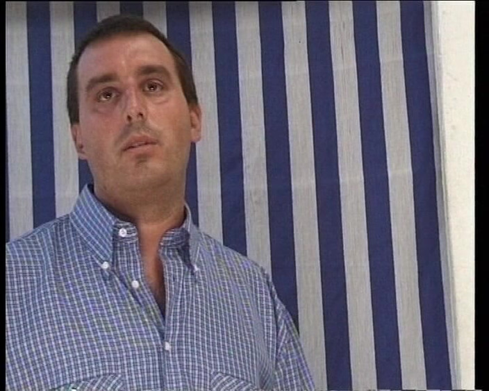 All you need to fuck: 金发女郎在热辣的3P中被双洞齐插