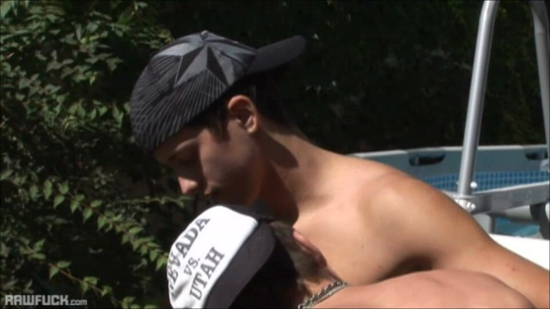 Raw Fuck: Fabien Rossi's skater 3-way zuigfeest