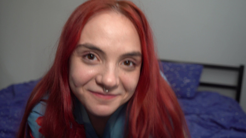 LoveHomePorn: Bedövning rödhåriga remsor och leker med sig själv