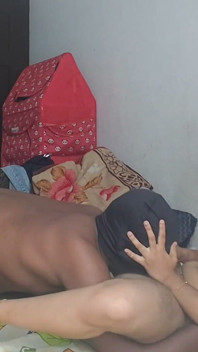 Universitária estudante comendo buceta de seu professor