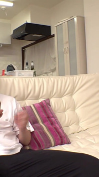 Rino Sakai - Ausbrechen: Freundin in einem sexy Kostüm verführt dich zum creampie -2