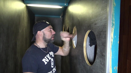 SEX WITH STRAIGHT BOY CURIOUS: Sucking discreet straight in gloryholes
