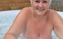 UK Joolz: Gioco nella vasca nuda