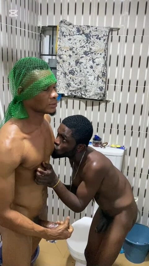 Dverse: Perfurando minha melhor amiga homies