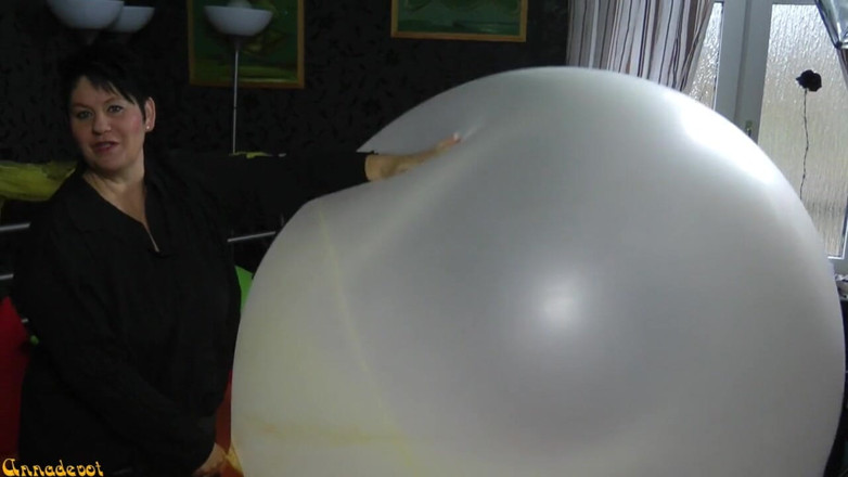 Anna Devot: Big baloon - Until the weather balloon ...