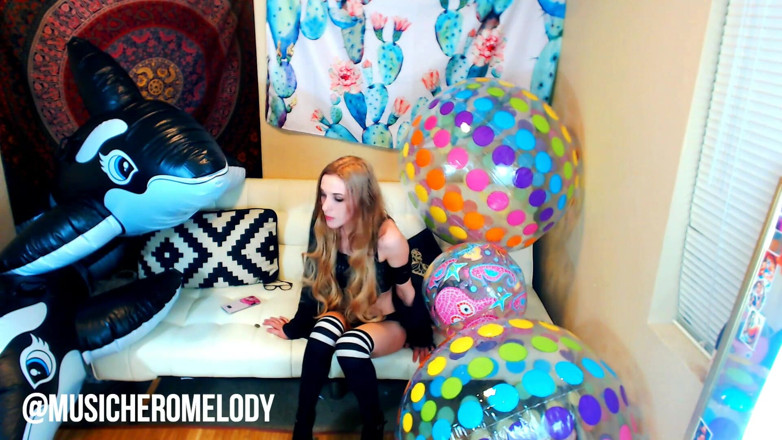 MelodyHero: The fate of my ex 's inflatables