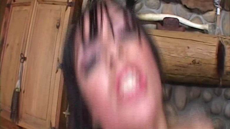 RetroTrashX: レトロなセックス、成熟した女の子が大きなペニスをしゃぶる