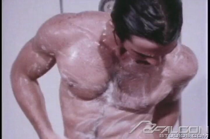 Falcon Studios: Calor no vapor