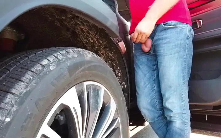 Crazyfamily 1970: Fucking Stepmom in the Parking Lot