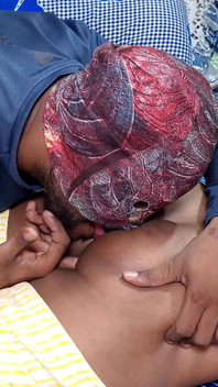 Teyzeyle ders çalışma yanlış gitti ve sikişiyor