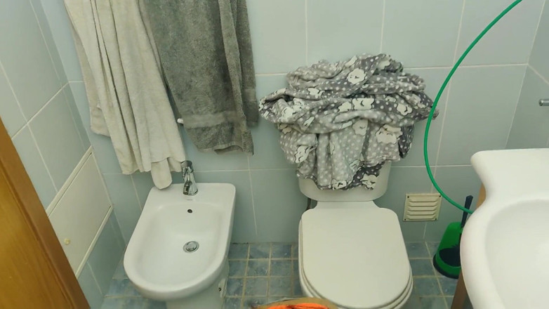 Miss Squirting: Просячи мачуху депіляція моїх ніг закінчується камшотом на обличчя