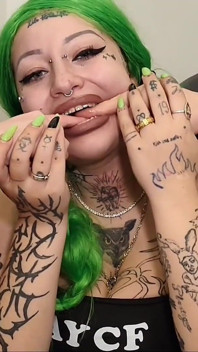 Biting Finger Therapy with Sensual Result