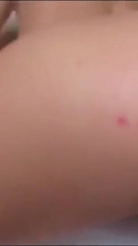 Fantastické Sexy bisexuální MILFky masturbují a šukají ve skupinovém sexu