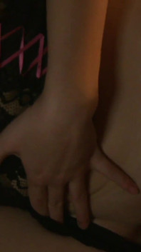 สาวเย็ดควยผู้ชายด้วยหีร้อนๆ เงี่ยนๆ ของเธอ