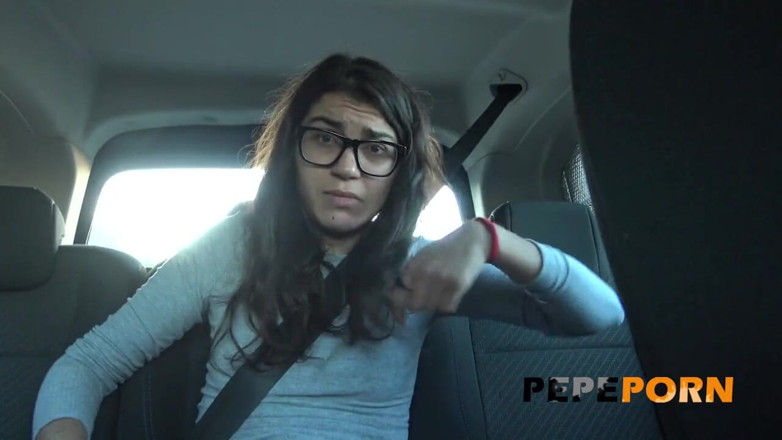 PepePorn: Genç hipster bebeğin seks deneyimi kazanması gerekiyor: Faraona doğru yere...