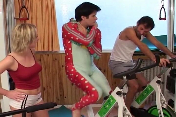 Planete Francaise: Cute French Fitness Instructor Assfucked in a Threesome
