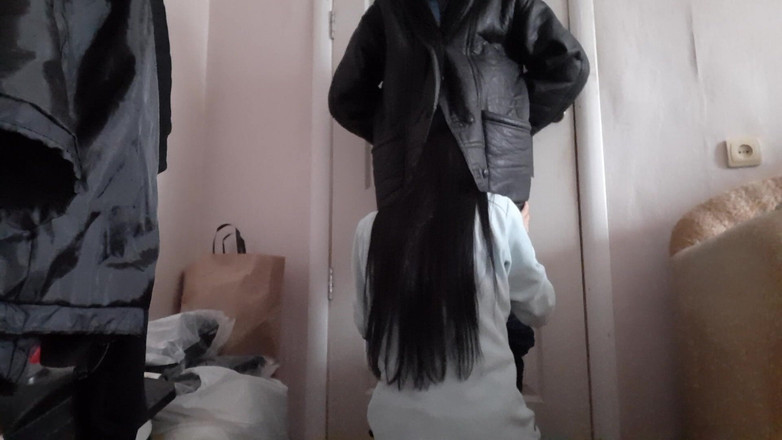 Lesbian-candys: Я быстро кончаю в рот соседке, потому что ее муж уже начал открывать входную дверь