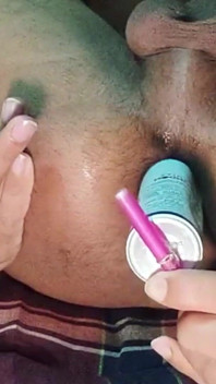Gay enorme culo abierto con consolador casero