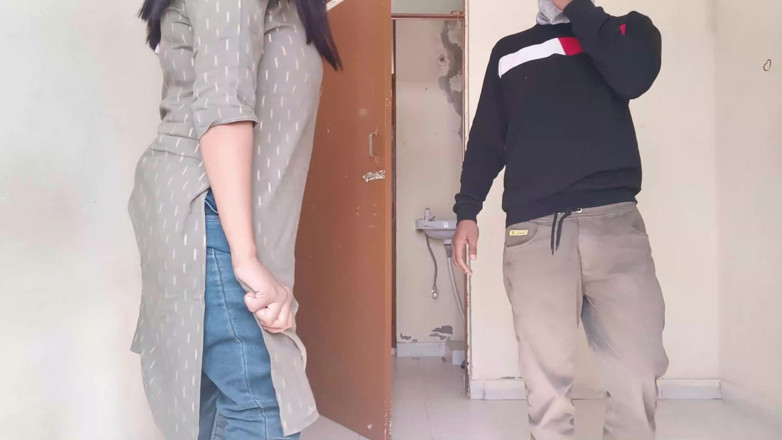 Yourdidipriya: Hete sexy schattige stiefzus op heterdaad betrapt terwijl ze naaktvideo...