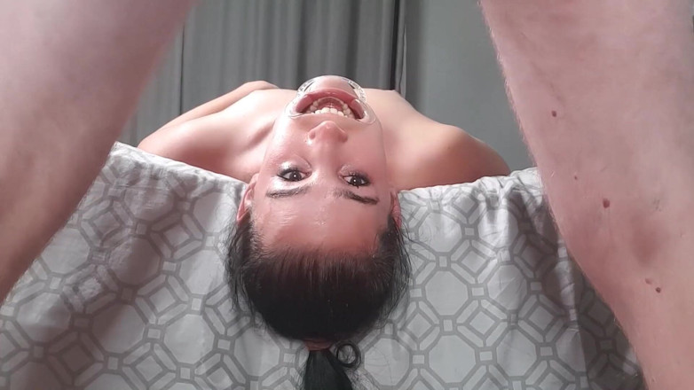 domslutfucker: Awek Minum Kencing Terbalik Dengan Penari Bibir