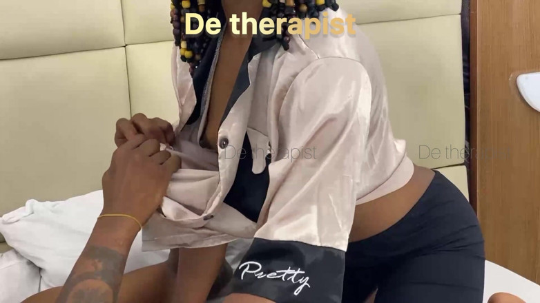 Detherapist: Culo nero ambizioso scopata da cazzone nero sborrata dentro sul...