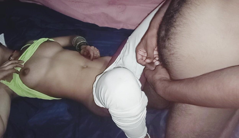 Sital: Neuer indischer tantensex