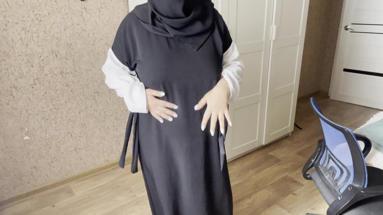 Lux Eva: Soția sexy a prietenului dă instrucțiuni de masturbare