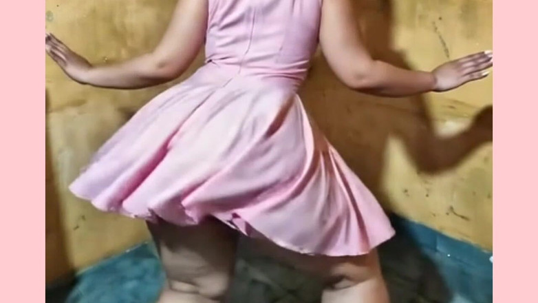 Xprohibidox1: Taniec z dużymi butami