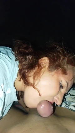 Eu tenho meu enteado entre os lençóis para transar com ele quando seu padrasto não está lá