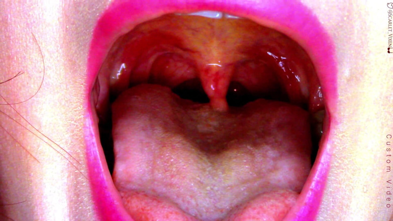 Scarlet Vixen: Сексуальная Скарлет говорит Аххх - Uvula Showoff