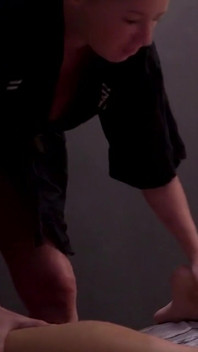 Pemijat seksi sph elisa tiger membenci pria dengan kecil